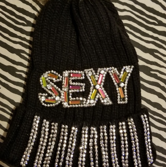 Bling knit cap - Picture 3 of 3